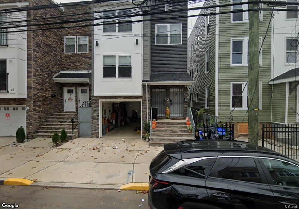 73 Brookdale Ave unit 2nd floor, Newark, NJ 07106 - photo 1