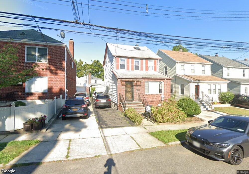 5920 157th St, Flushing, NY 11355 - photo 1