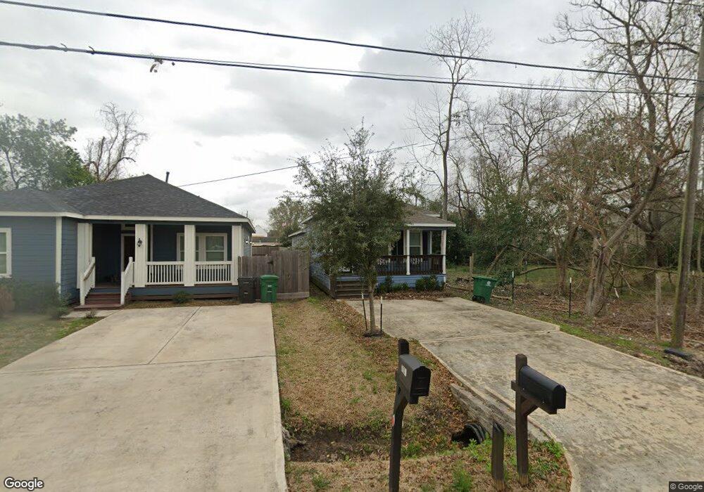 7926 Sealey St, Houston, TX 77088 - photo 1