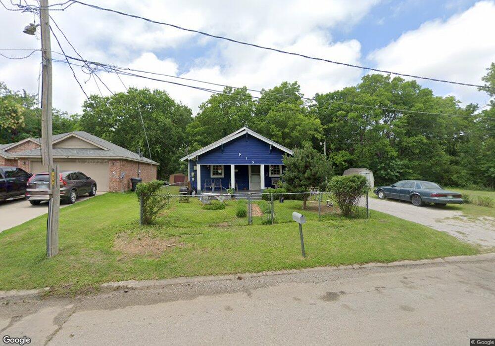 915 I St NE, Ardmore, OK 73401 - photo 1