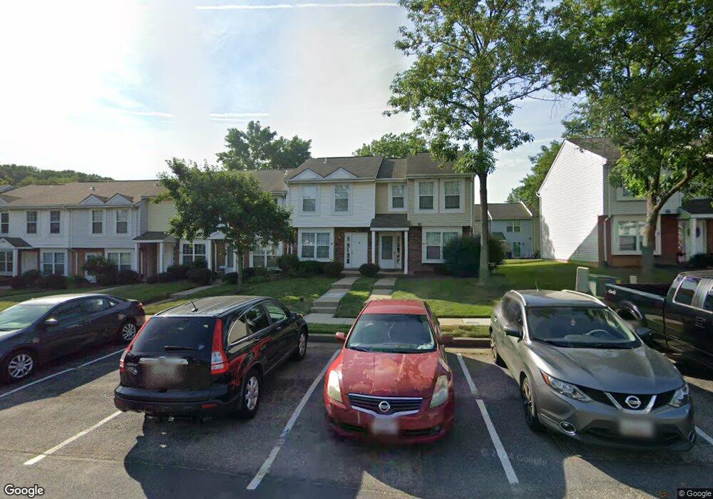 18 Clairford Ct, Halethorpe, MD 21227 - photo 1