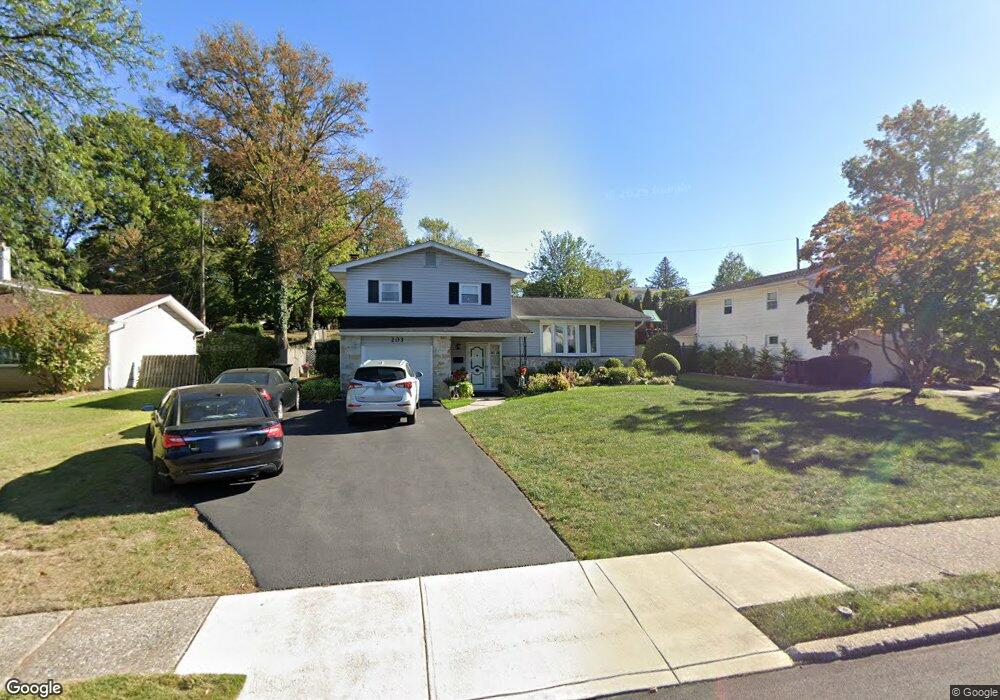 203 Riverview Rd, King of Prussia, PA 19406 - photo 1