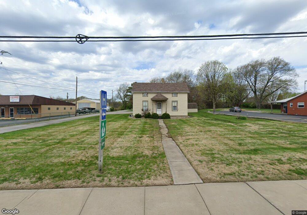 2801 N Center St, Maryville, IL 62062 - photo 1