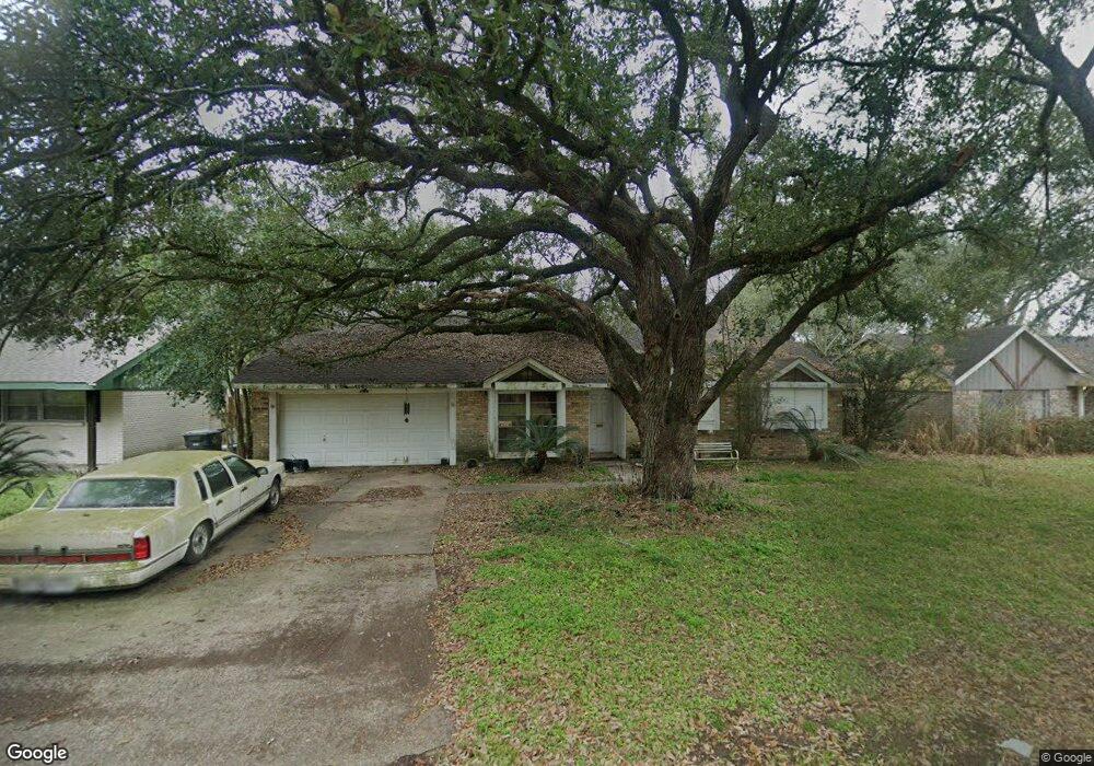 1505 Alta Vista Dr, Alvin, TX 77511 - photo 1