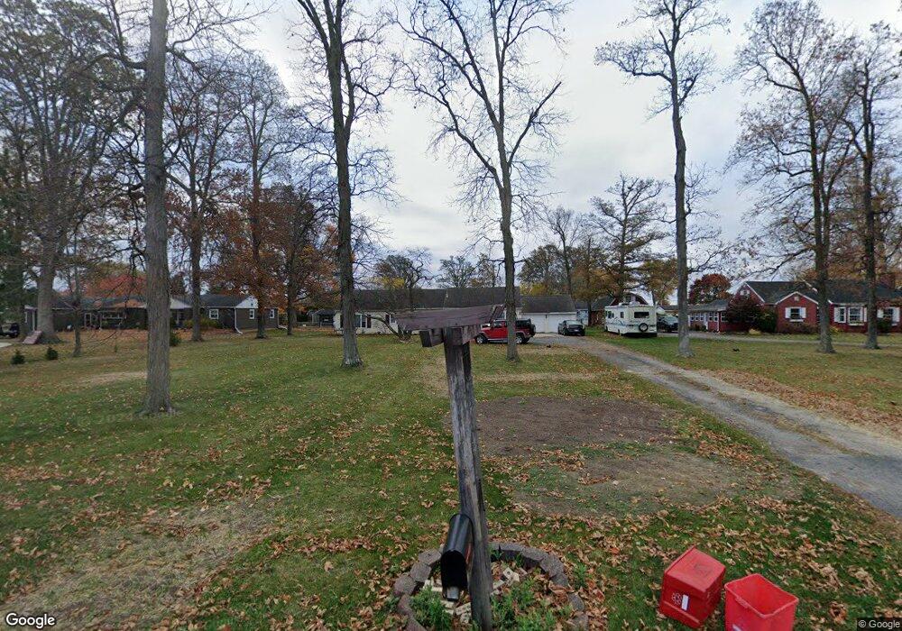 305 Infirmary Rd, Wapakoneta, OH 45895 - photo 1