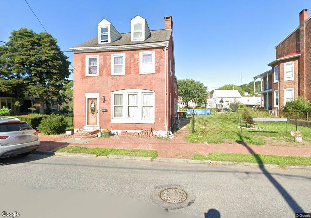 129 S 3rd St, Hamburg, PA 19526 - photo 1