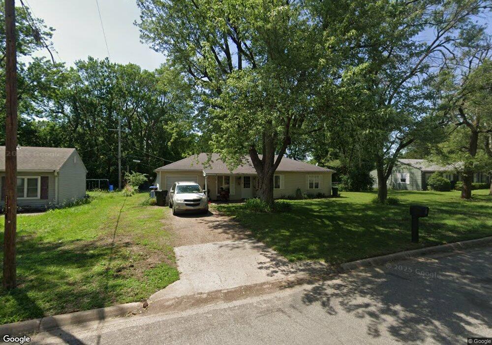 3443 SW Westview Ave, Topeka, KS 66611 - photo 1