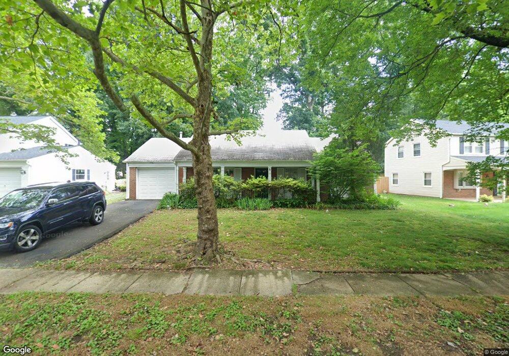 10 Enfield Ln, Willingboro, NJ 08046 - photo 1