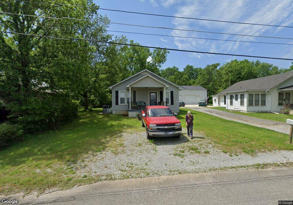 512 Sandusky St, Shelbyville, TN 37160 - photo 1