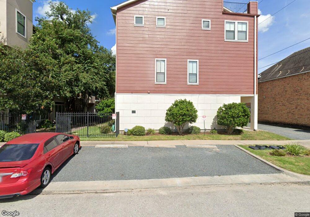 119 W 10th St unit 10, Houston, TX 77008 - photo 1