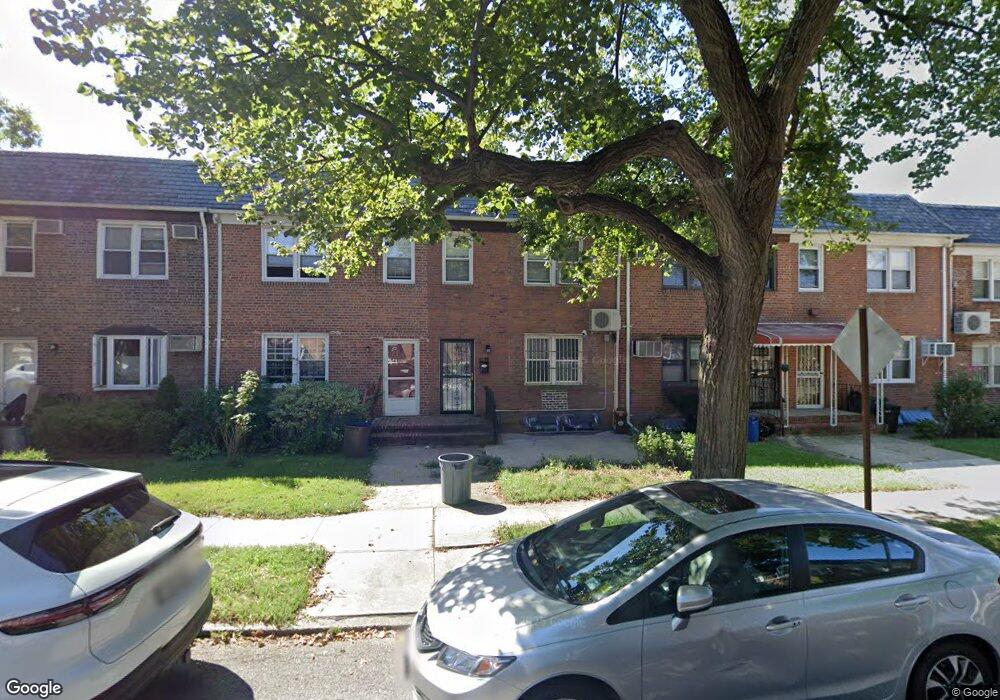 7534 168th St, Fresh Meadows, NY 11366 - photo 1