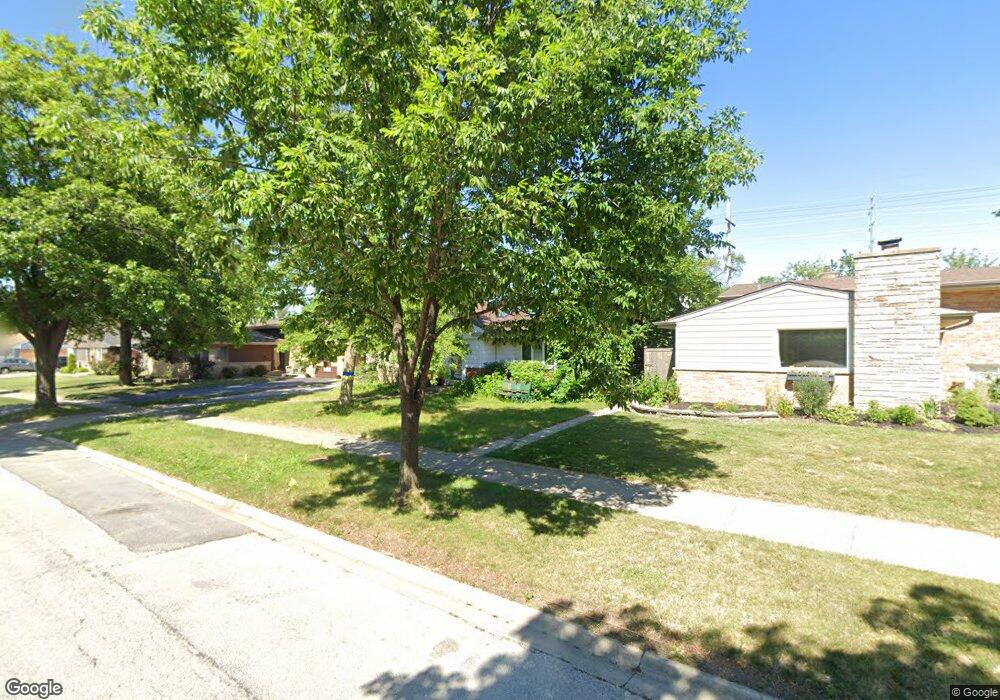 487 E Park Ave, Elmhurst, IL 60126 - photo 1