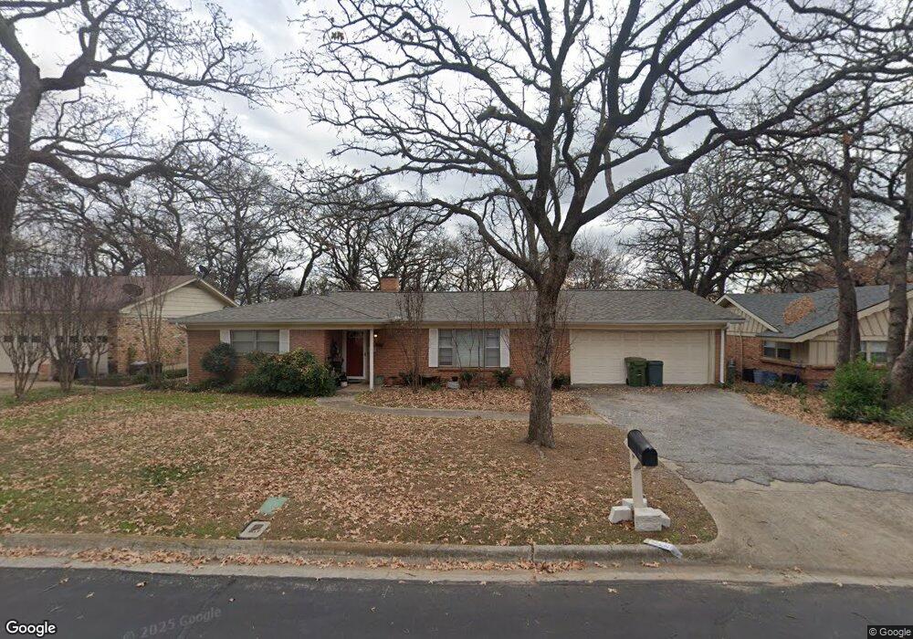 737 Joanna Dr, Hurst, TX 76053 - photo 1