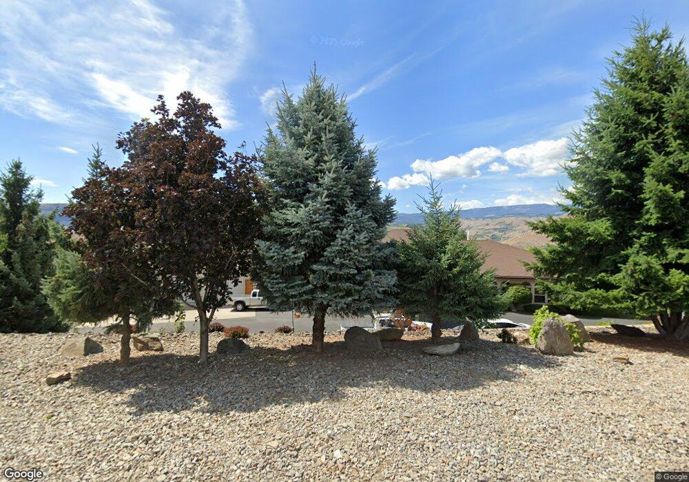 2720 8th St SE, East Wenatchee, WA 98802 - photo 1