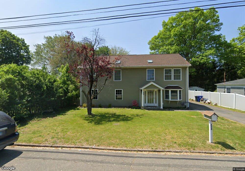 238 Bear Paw Rd, Bridgeport, CT 06606 - photo 1