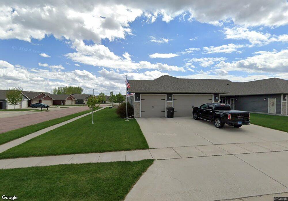 3811 E Diablo Cir, Sioux Falls, SD 57108 - photo 1