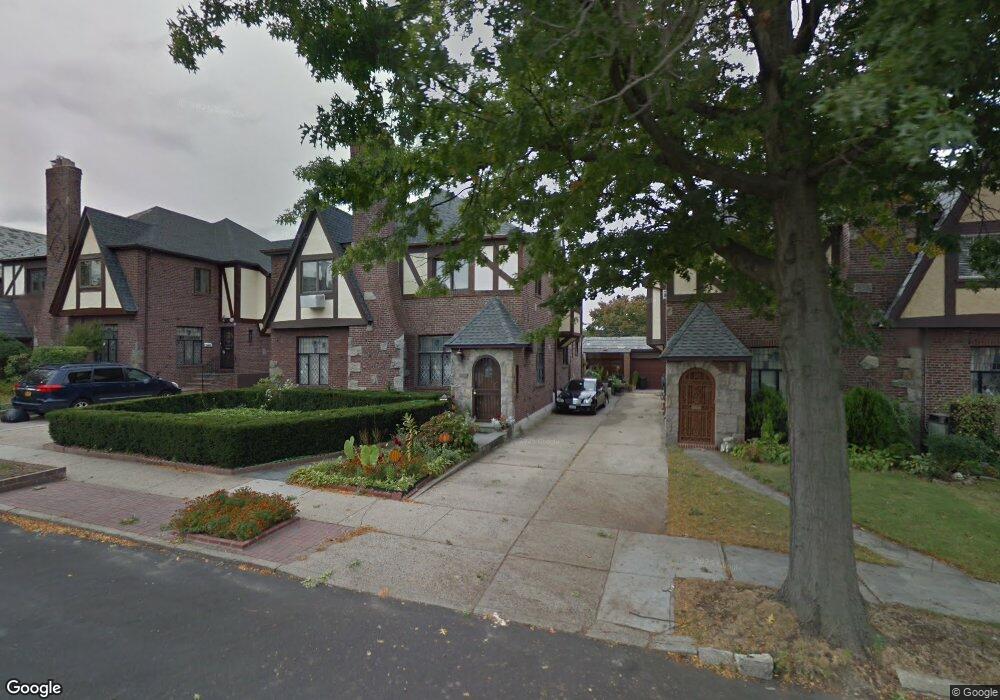 4524 193rd St, Flushing, NY 11358 - photo 1