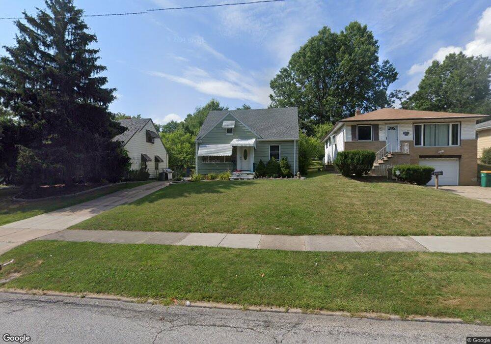 20113 Maple Heights Blvd, Maple Heights, OH 44137 - photo 1