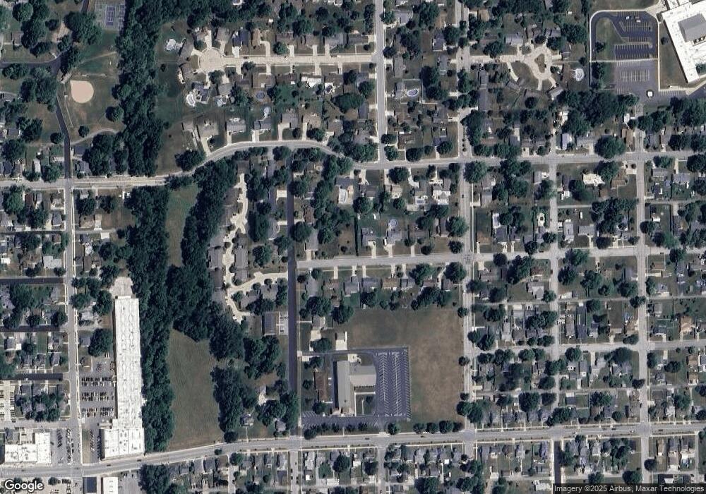 608 E 3rd St, Auburn, IN 46706 - photo 1