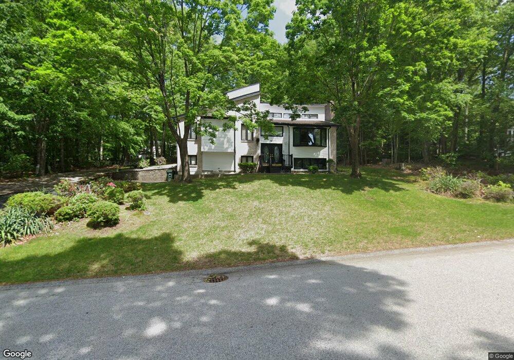 19 Highview Dr, Smithfield, RI 02917 - photo 1