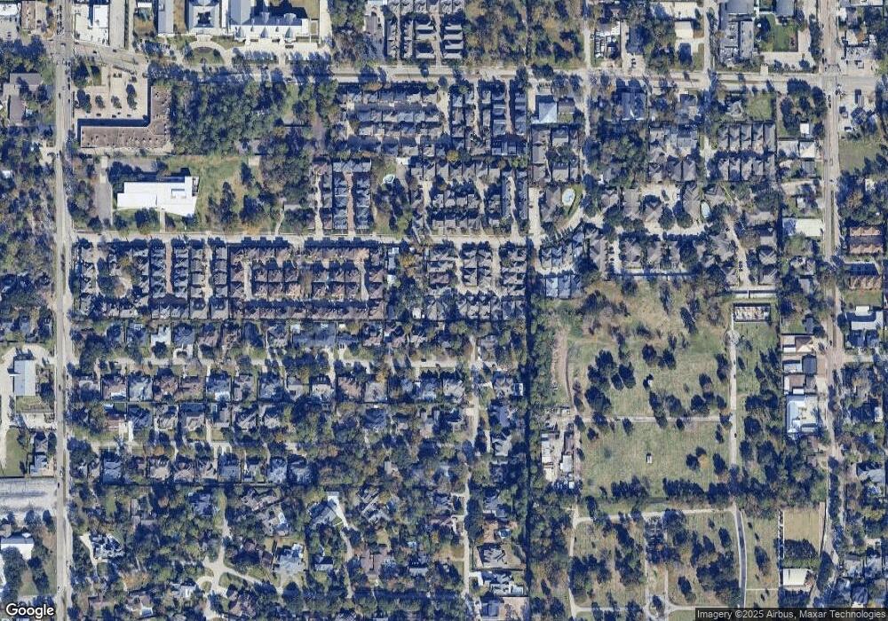 1218 Ridgewood Place, Houston, TX 77055 - photo 1