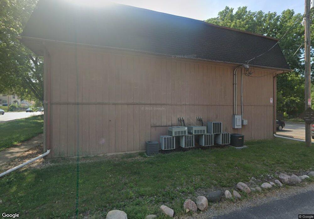 2324 E Locust St unit 2330, Davenport, IA 52803 - photo 1