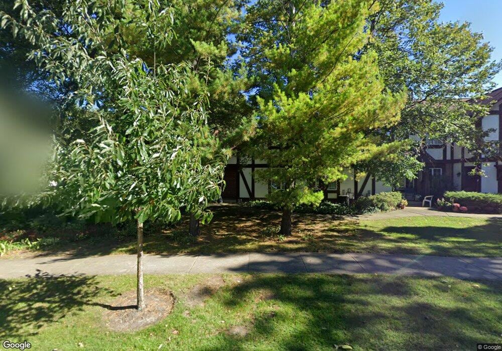 1080 Shermer Rd unit AW, Glenview, IL 60025 - photo 1