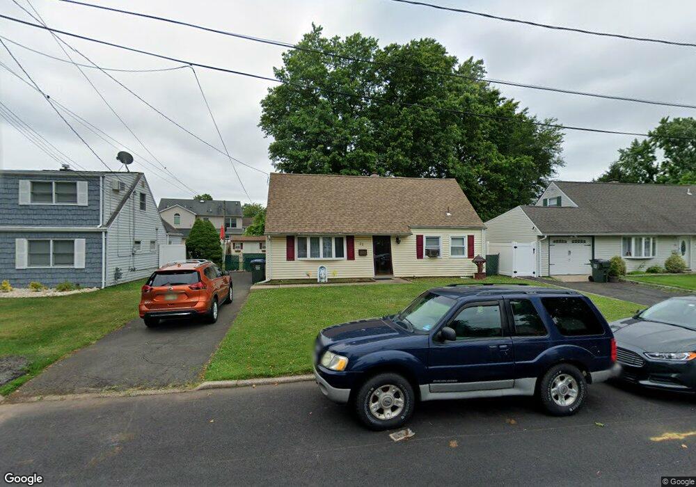 21 Autumn Ct, Colonia, NJ 07067 - photo 1