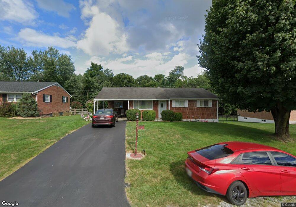 11531 Englewood Rd, Hagerstown, MD 21740 - photo 1