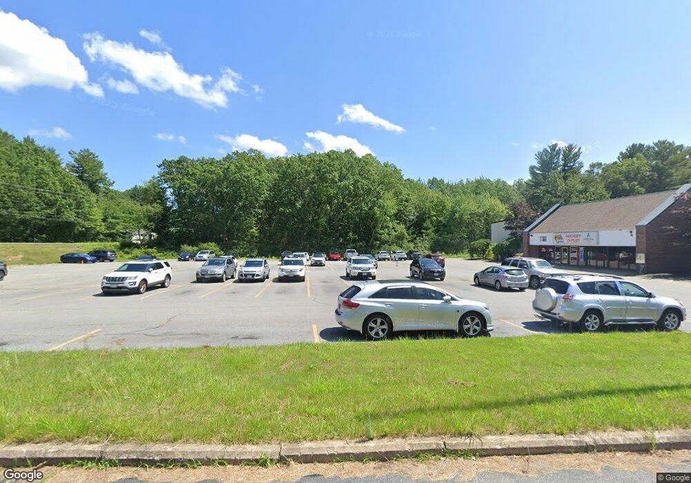 7 Bridge St, Pelham, NH 03076 - photo 1