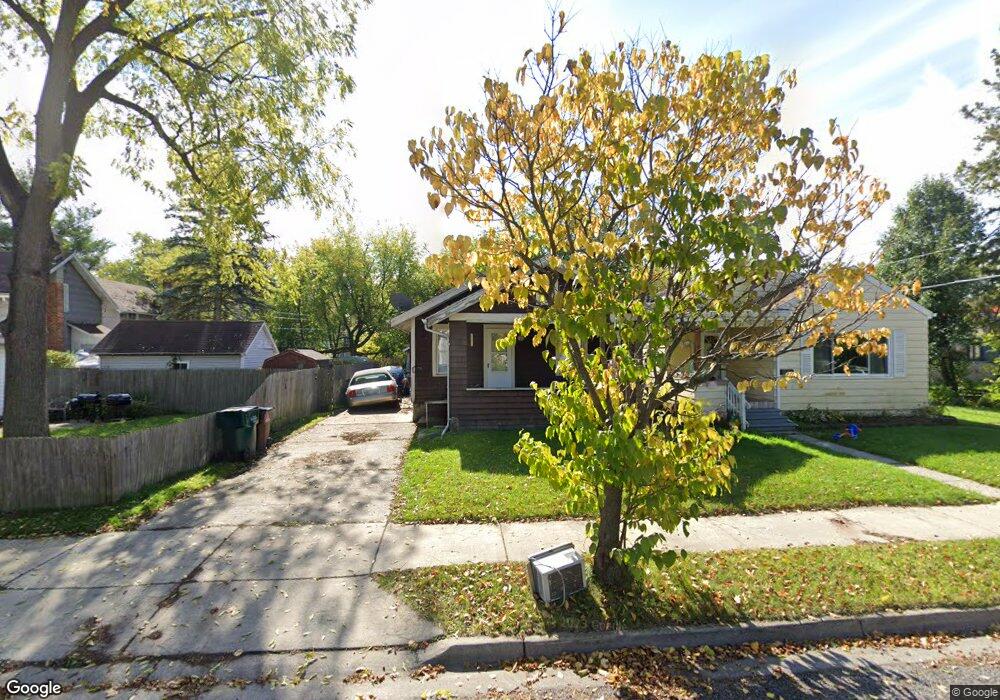 711 Lenore Ave, Lansing, MI 48910 - photo 1