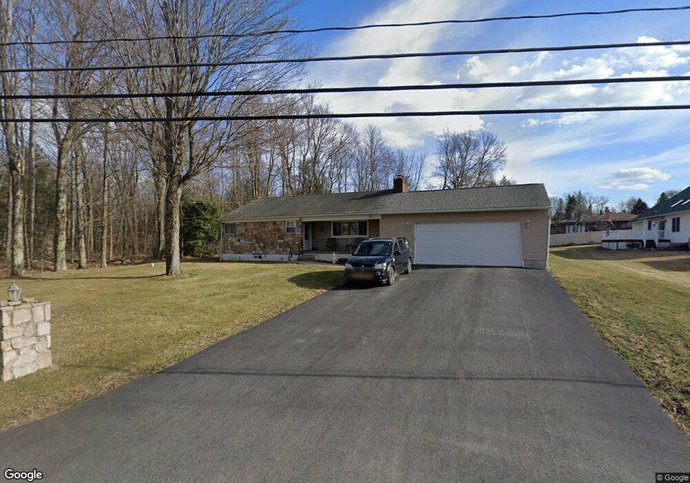 225 Blue Shutters Rd, Roaring Brook Township, PA 18444 - photo 1