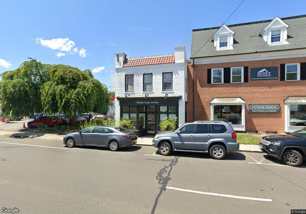 400 E Putnam Ave unit 1, Cos Cob, CT 06807 - photo 1