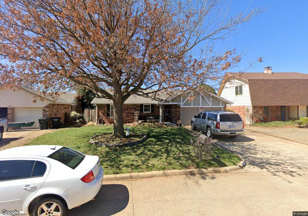 221 S Avery St, Moore, OK 73160 - photo 1
