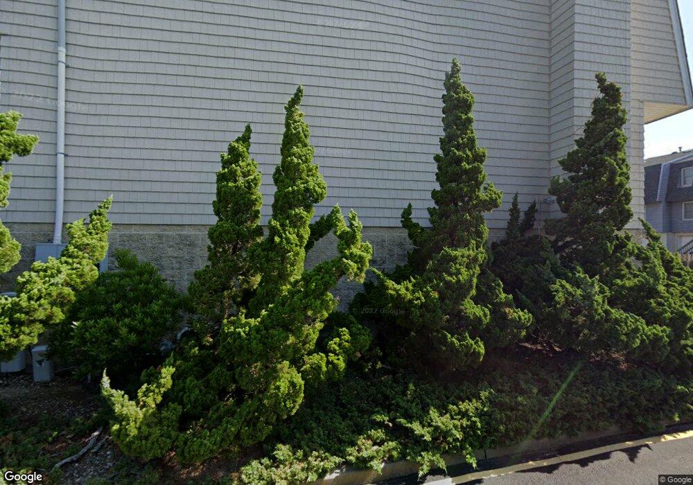 208 Sand Castle Dr, Mantoloking, NJ 08738 - photo 1