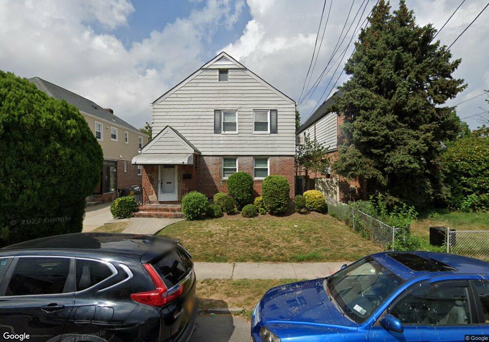 47-06 160th St unit 2 Fl, Flushing, NY 11358 - photo 1