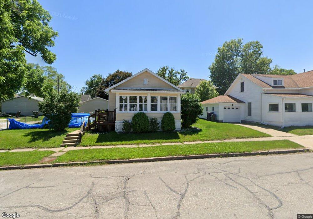 318 W 5th St, Cedar Falls, IA 50613 - photo 1