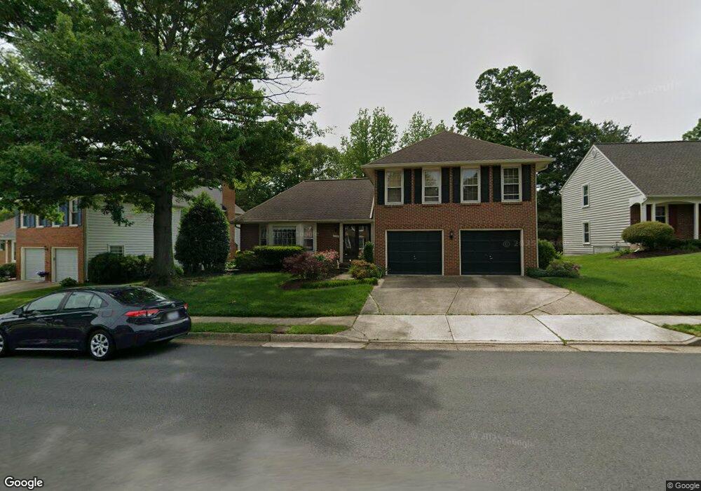 7704 Wagon Trail Ln, Springfield, VA 22153 - photo 1