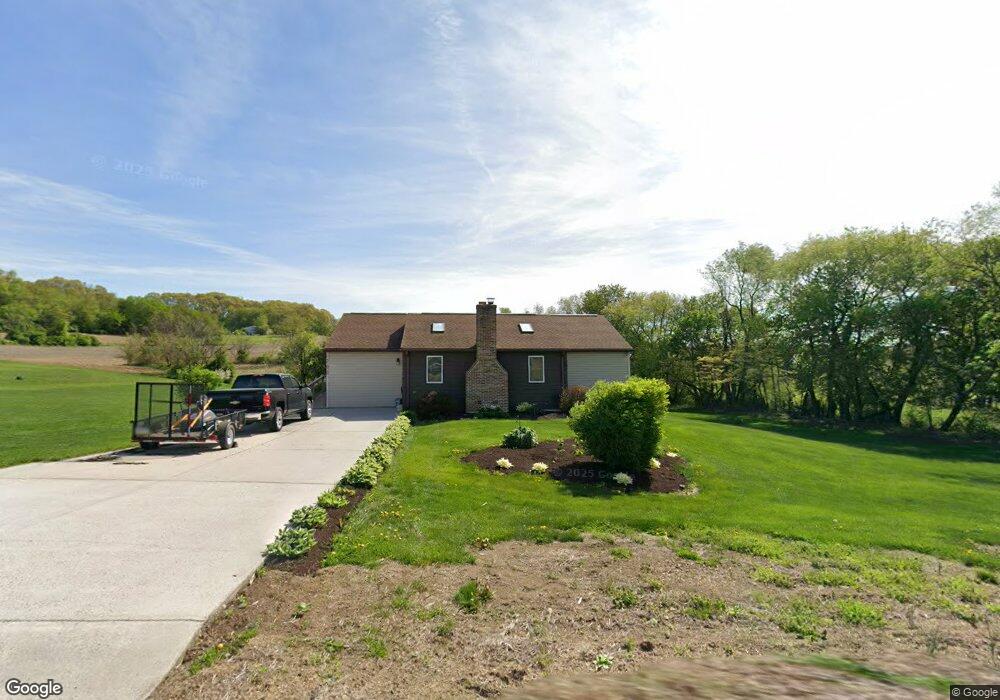 208 Focht Ln, Hamburg, PA 19526 - photo 1