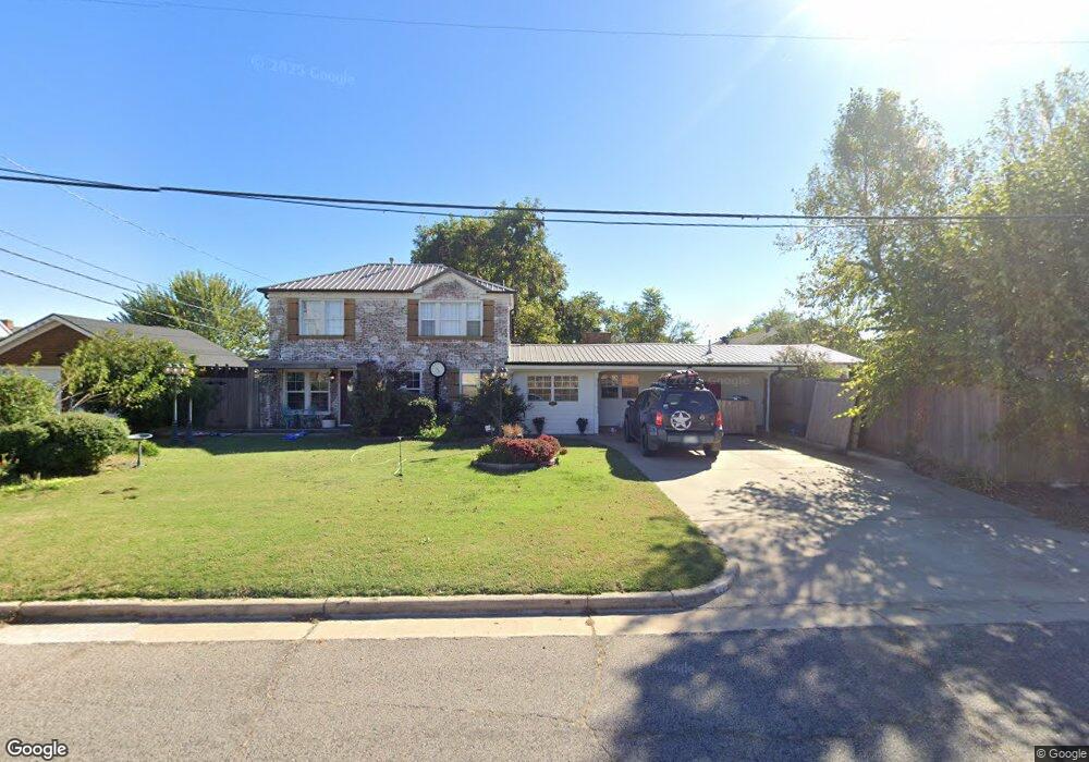 511 W Burns St, Shawnee, OK 74801 - photo 1