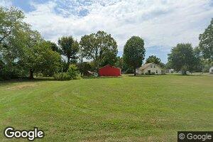 203 Maple St, Hazel, KY 42049