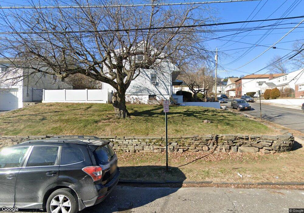 267 Woodland Ave, Yonkers, NY 10703 - photo 1