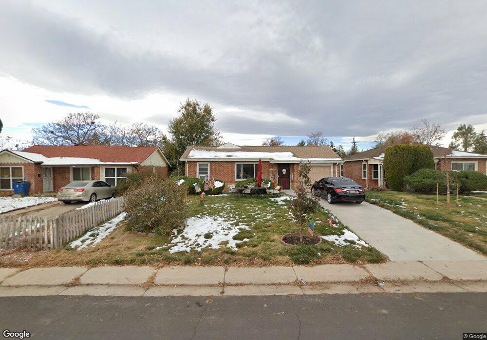 1725 Macon St, Aurora, CO 80010 - photo 1