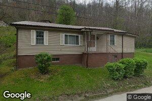 1694 Yellow Creek Rd, Sassafras, KY 41759