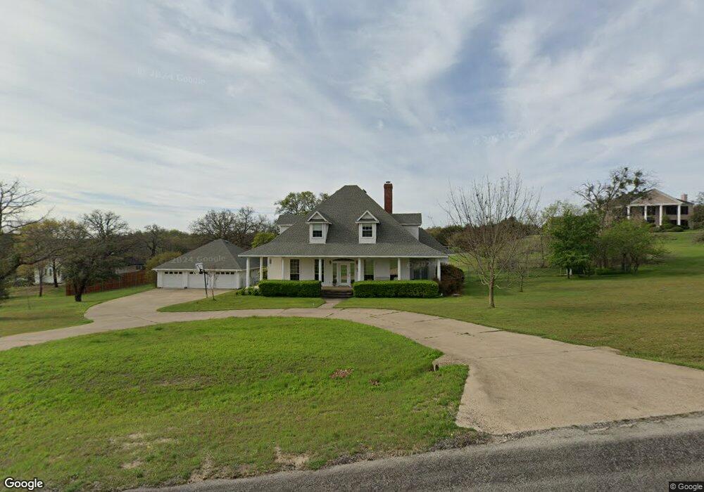 107 Lake Circle Ct, Weatherford, TX 76087 - photo 1