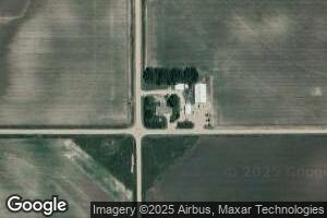 703 L Rd, Chapman, NE 68827
