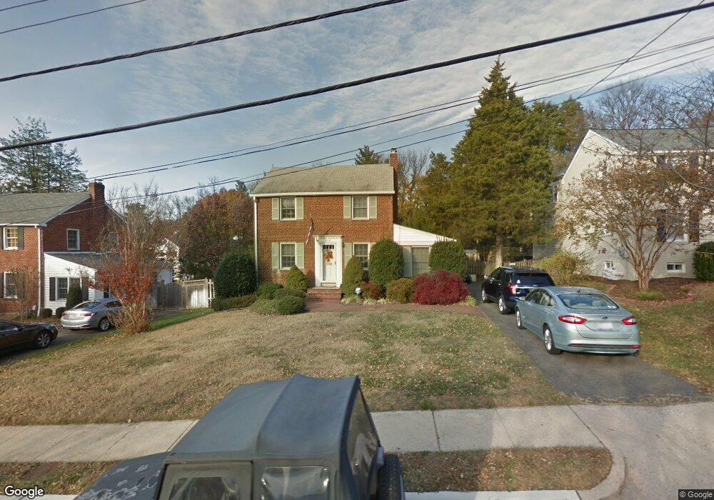 605 Janneys Ln, Alexandria, VA 22302 - photo 1