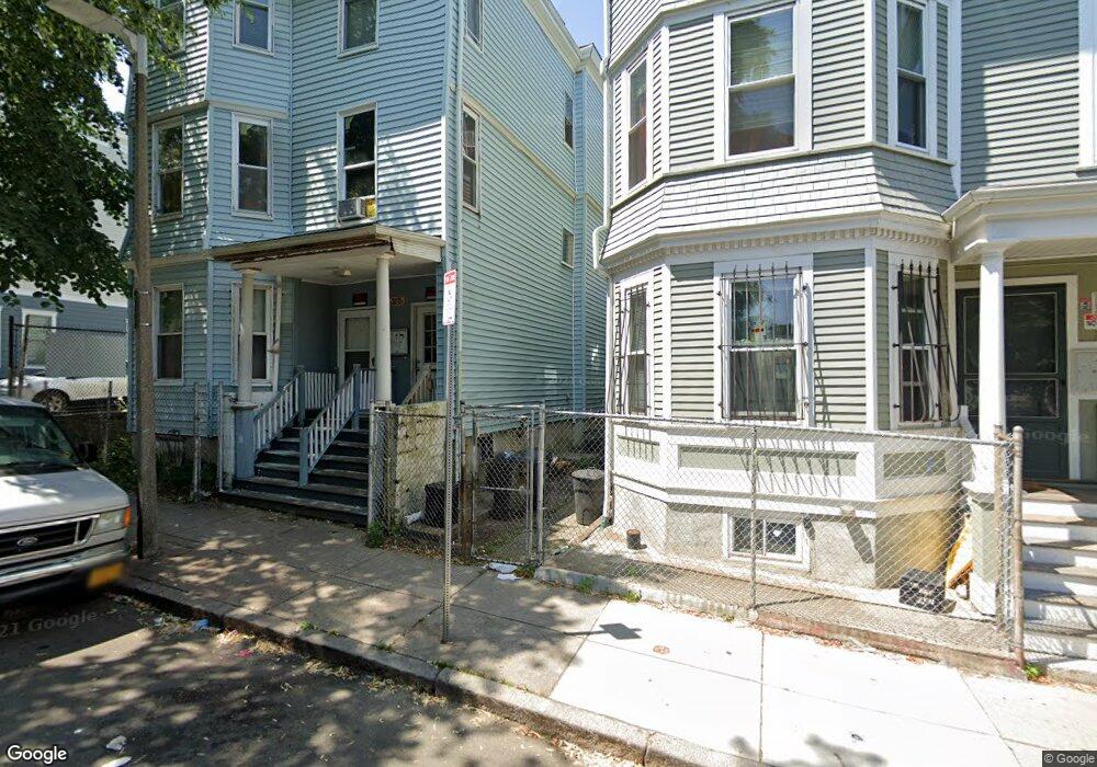 9 Mount Pleasant Ave, Roxbury, MA 02119 - photo 1