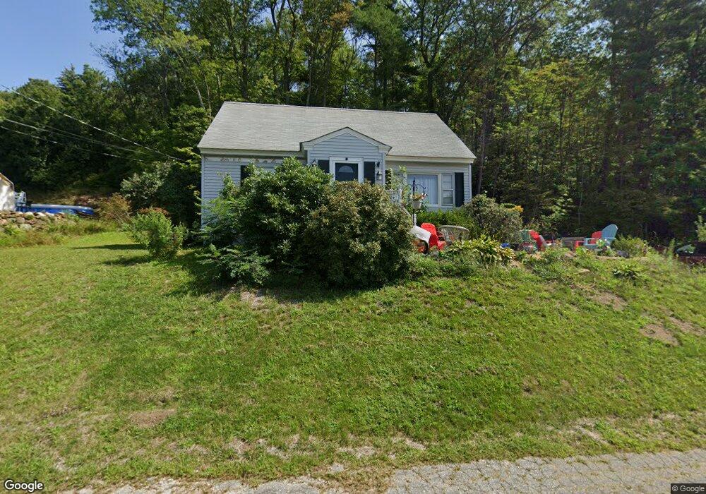 453 Carrie Ave, Pembroke, NH 03275 - photo 1