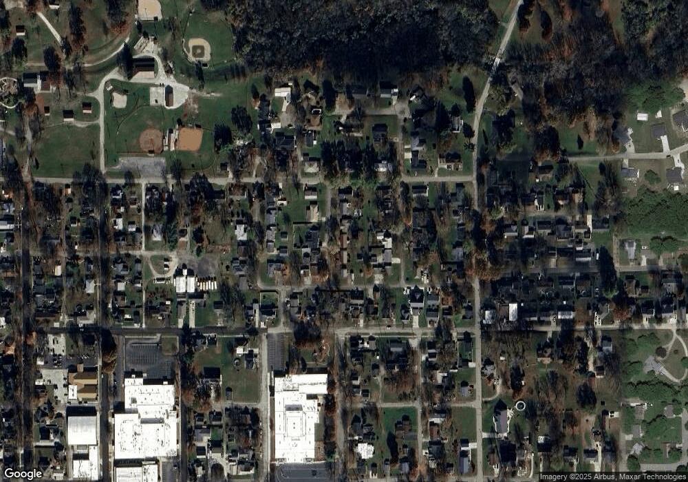 1308 8th St, Covington, IN 47932 - photo 1